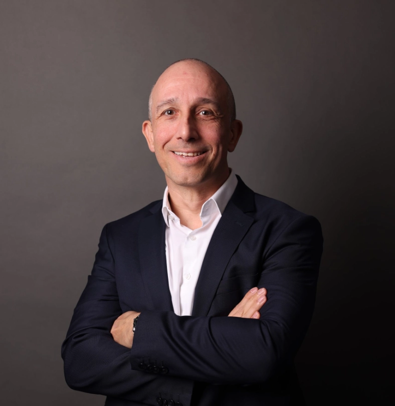 Julio-Almeida-profile